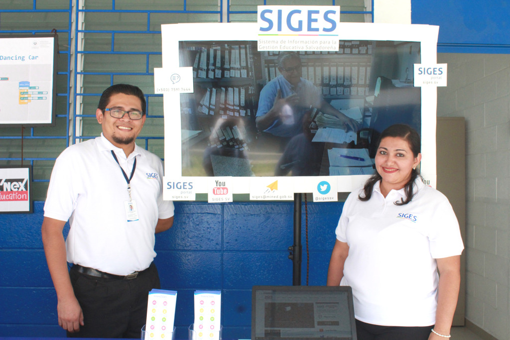 People presenting the SIGES