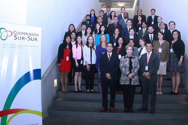 Personas en un taller